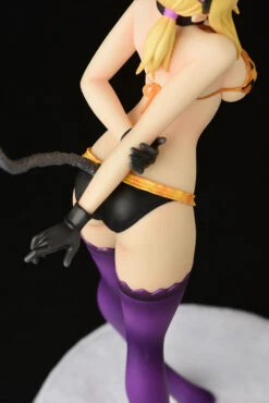 Fairy Tail - Lucy Heartfilia Figure (Halloween Cat Gravure Style Ver.) -Hot Sale Crunchyroll Store 45603218545782014