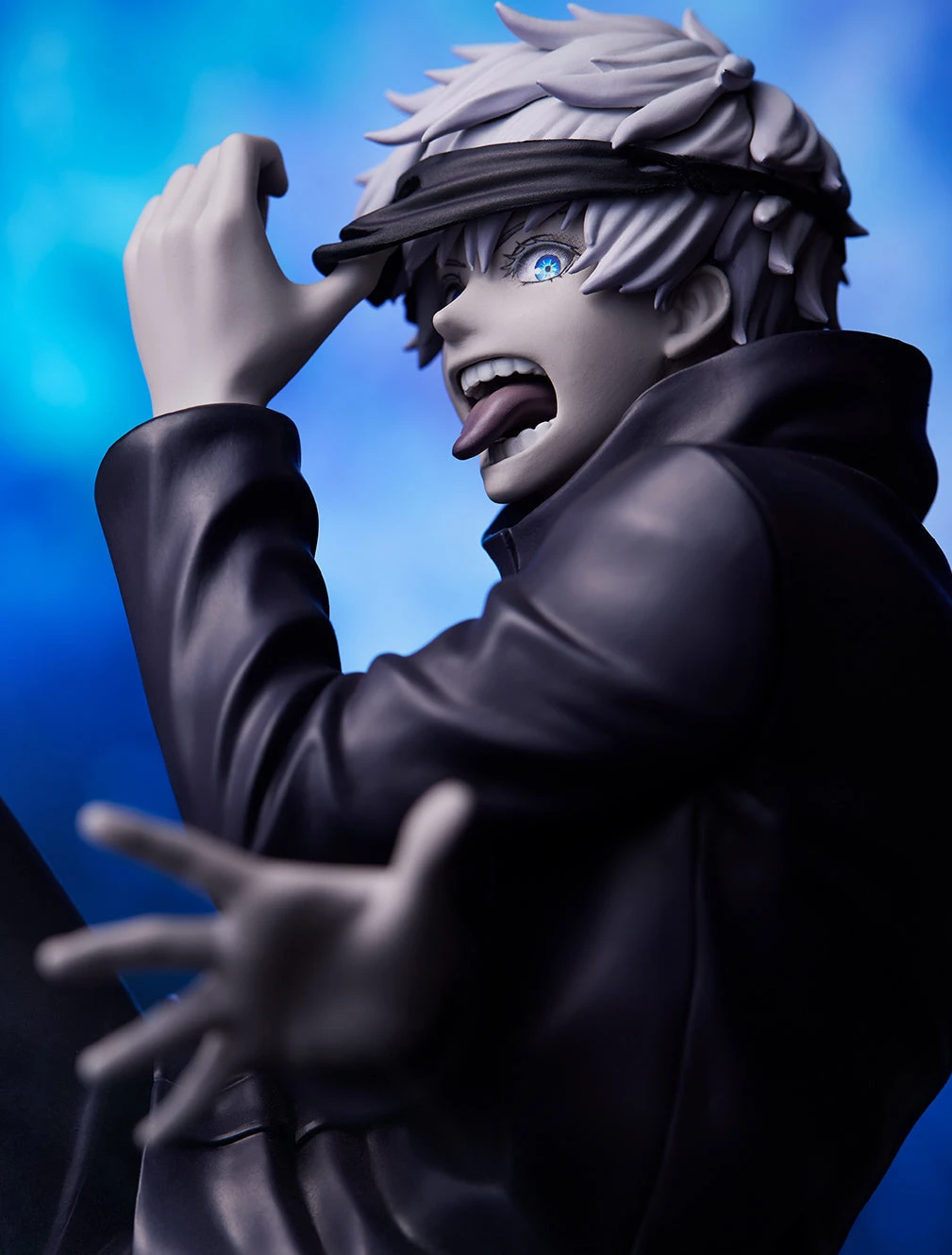 Jujutsu Kaisen - Satoru Gojo 1/7 Scale Figure (Monochrome Ver.) 4 Jujutsu Kaisen - Satoru Gojo 1/7 Scale Figure (Monochrome Ver.) - Image 2